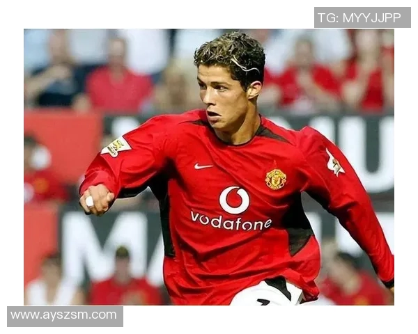 《走近足坛传奇人物：全面解析全球足球巨星的成长与成就》